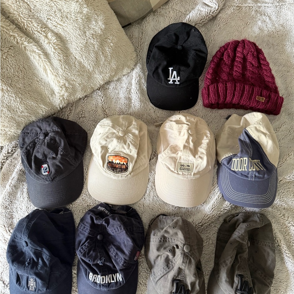 Bundle of 10 hats baseball cap in various styles and colours